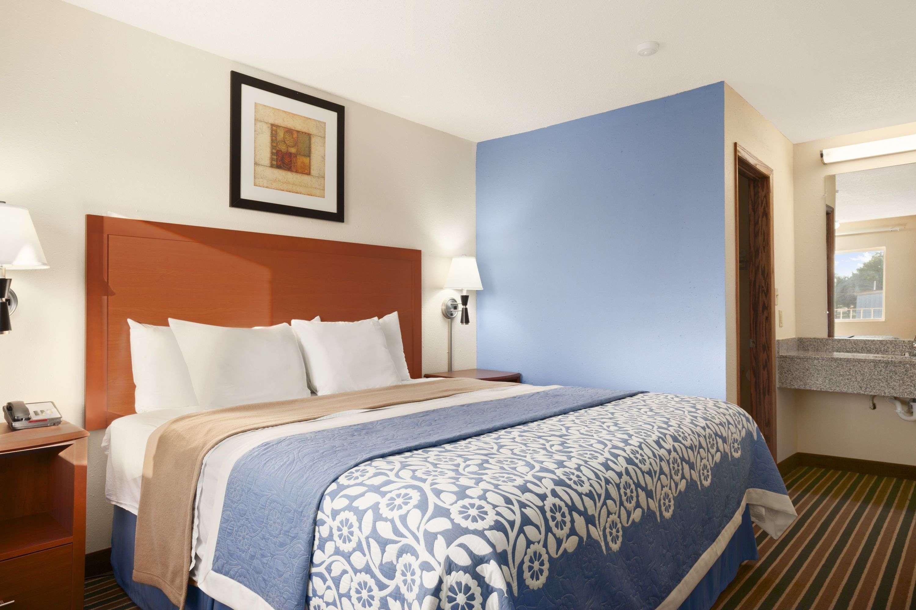 Days Inn By Wyndham Champaign/Urbana Extérieur photo